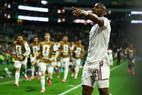 "إصابة 17 شخصًا دهسًا".. احتفالات تأهل المكسيك في كأس العالم تتحول إلى مأساة
